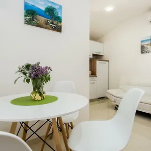  Apartament Mira